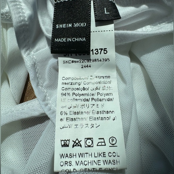 𝐒𝐇𝐄𝐈𝐍 𝐌𝐎𝐃 𝐒𝐨𝐥𝐢𝐝 𝐒𝐪𝐮𝐚𝐫𝐞 𝐓𝐨𝐩 - Picture 3 of 4